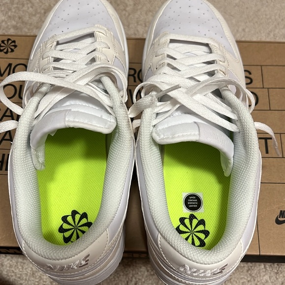 Nike Dunk Low - Picture 5 of 6